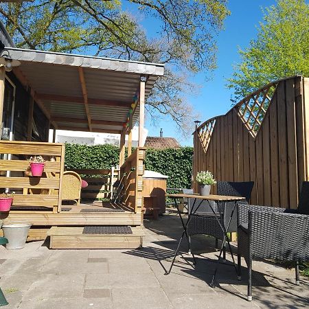Chalet 2 Pers Met Hottub - Aan De Bosrand - Ijsselmeer - Gaasterland - Bos Rijs Екстериор снимка